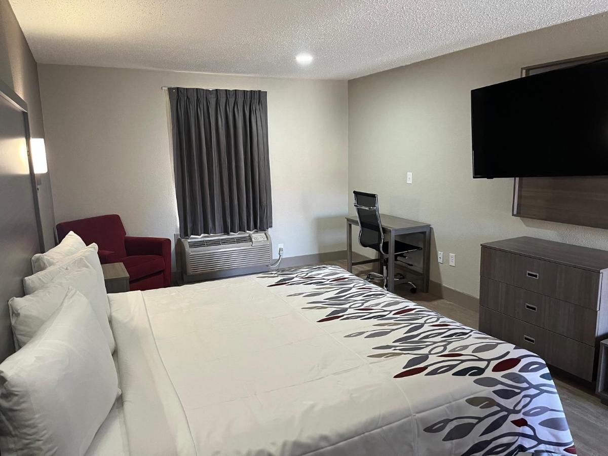 Red Roof Inn & Suites Newport News Kültér fotó