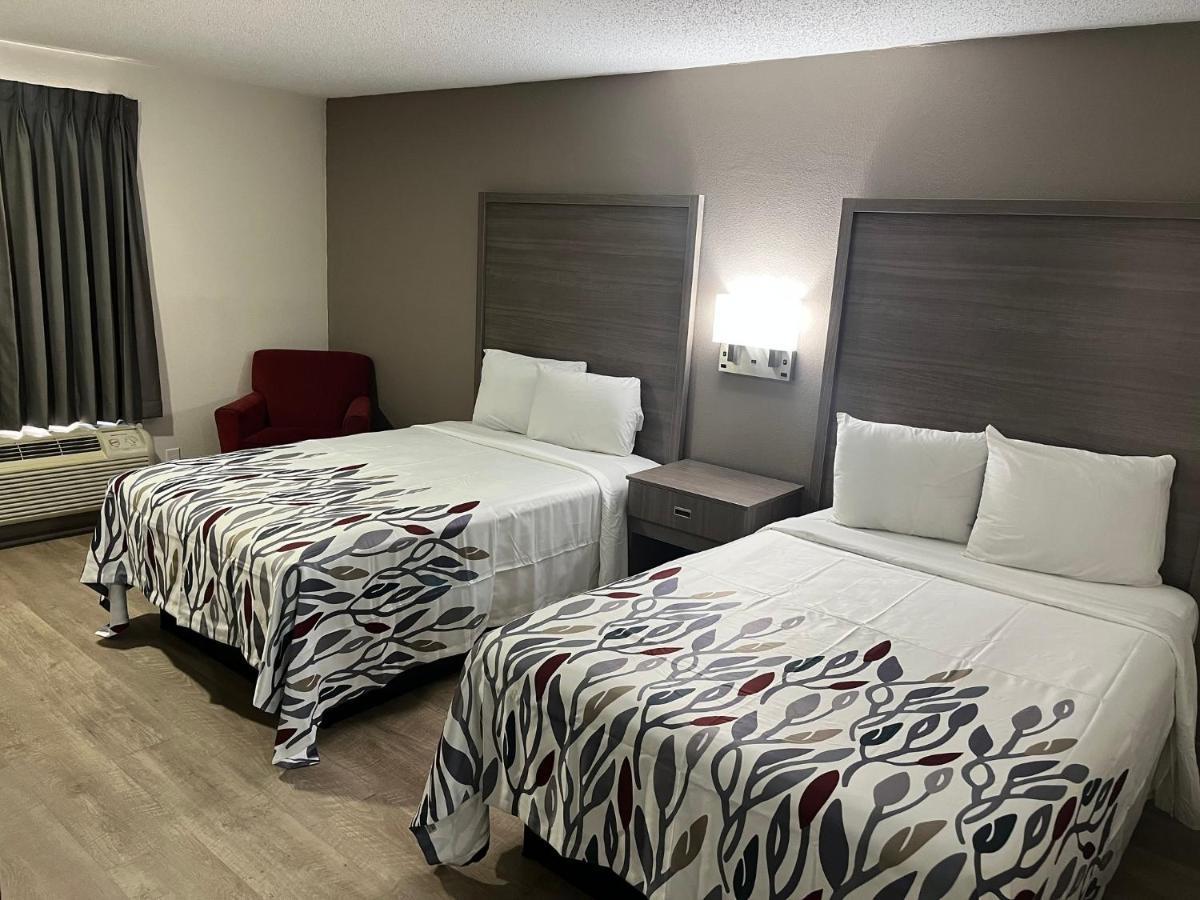 Red Roof Inn & Suites Newport News Kültér fotó