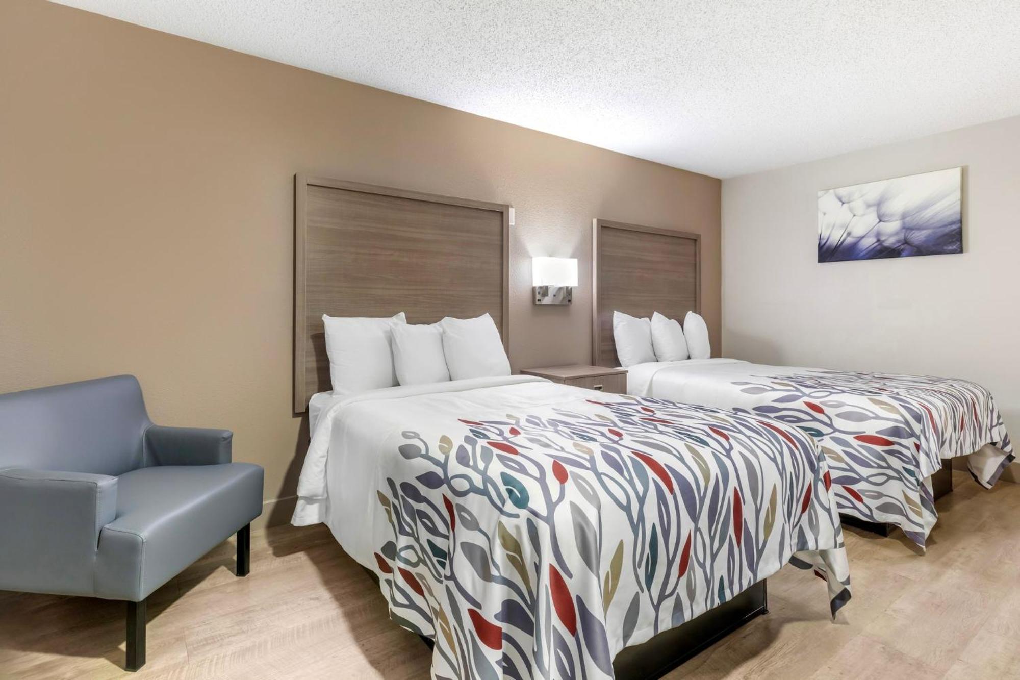Red Roof Inn & Suites Newport News Kültér fotó