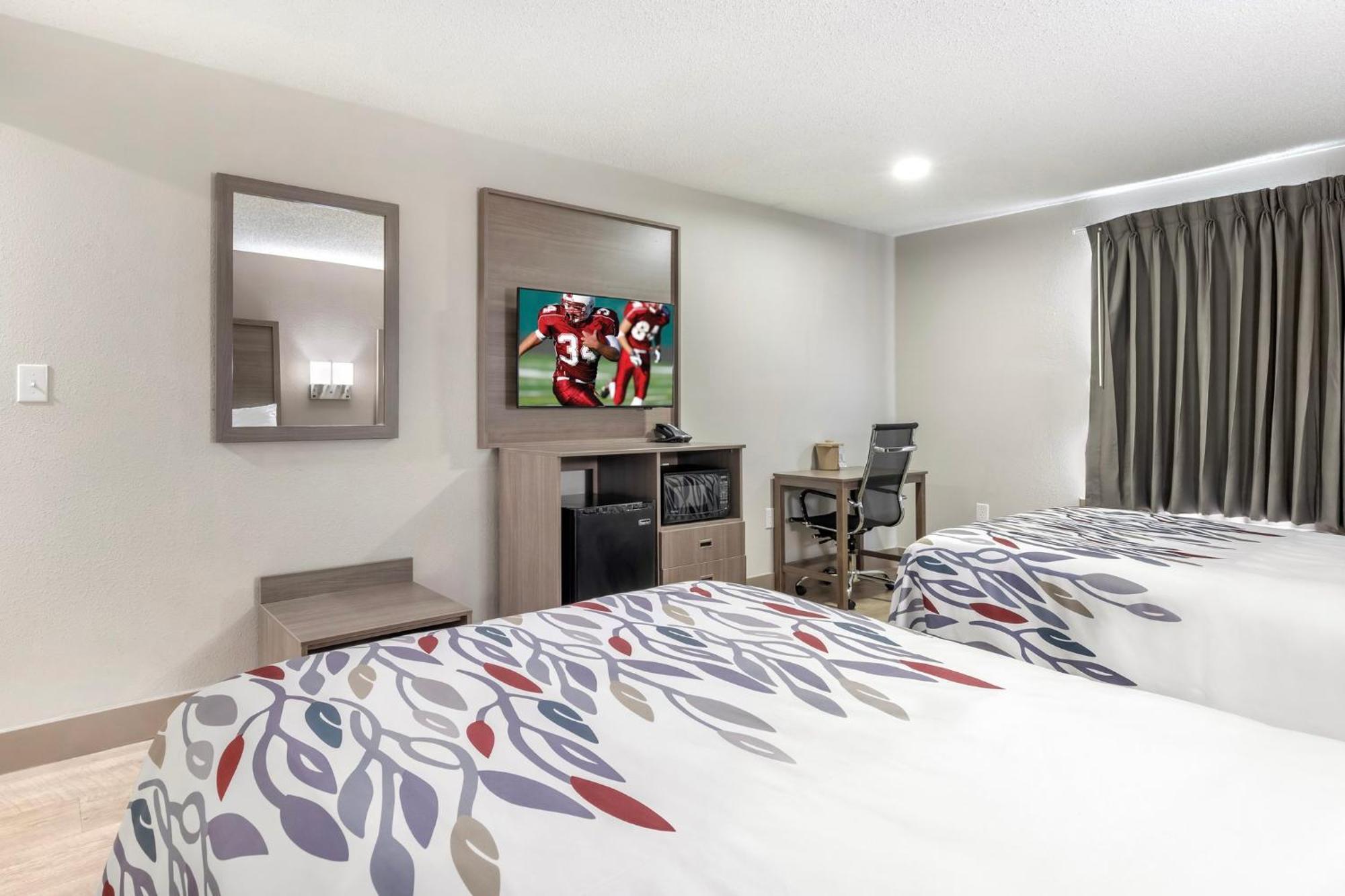 Red Roof Inn & Suites Newport News Kültér fotó